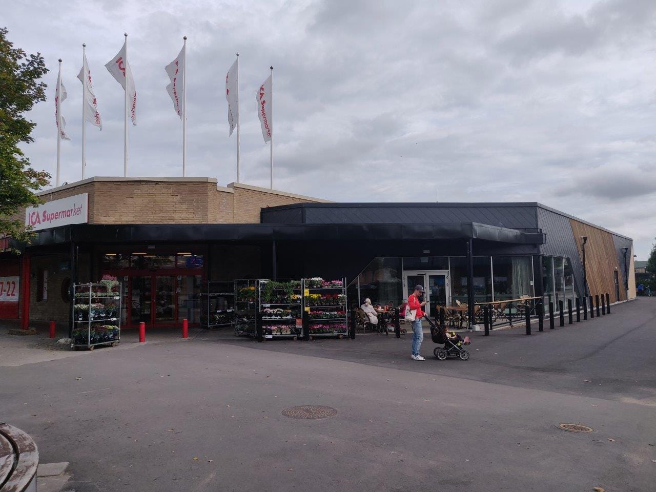 ICA Supermarket, Hallstahammar